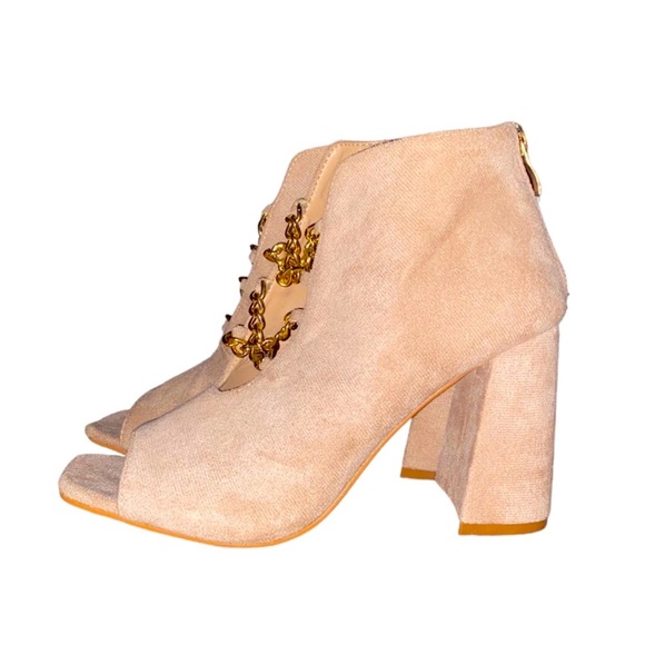 YOKI Jacklyn-49 Open-toe high heeled shoes with crisscrossed chain details - Picture 12 of 12